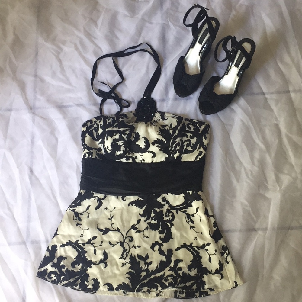 Beautiful halter top from WHBM, size 6